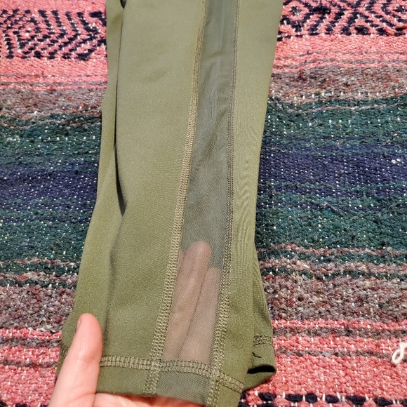 Olive green tights - Picture 3 of 4